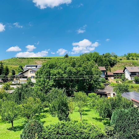 Ferienwohnung Liesel - Kuche, Bad, Wlan, 3 Schlafzimmer, Parkplatz Malterdingen Екстериор снимка